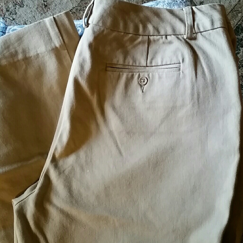 KHAKI STRECH PANTS